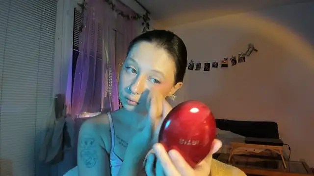 Snapshot of Jenny_darling_love chatting on January 12, 7:09 pm Jenny darling love online show from January 12, 7:09 pm