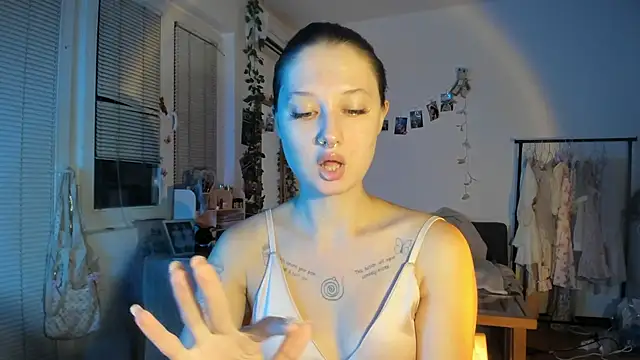 Jenny darling love online show from November 4, 8:23 pm