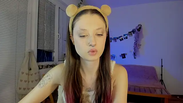 Snapshot of Jenny_darling_love chatting on January 8, 6:52 pm Jenny darling love online show from January 8, 6:52 pm