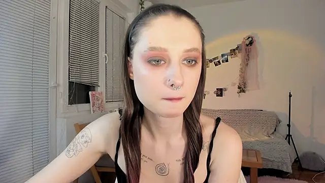 Snapshot of Jenny_darling_love chatting on January 25, 7:18 pm Jenny darling love online show from January 25, 7:18 pm