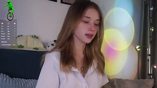 EdlinHargus online show from February 5, 1:45 am