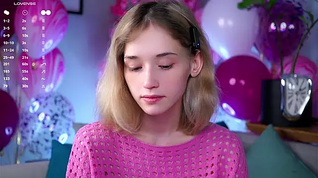 Snapshot of EdlinHargus chatting on March 14, 6:10 am EdlinHargus online show from March 14, 6:10 am