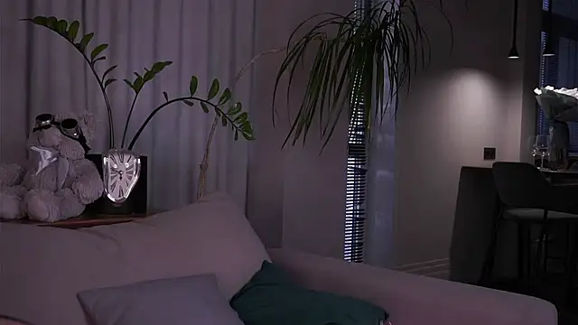 Snapshot of EdlinHargus chatting on September 9, 1:49 am EdlinHargus online show from September 9, 1:49 am