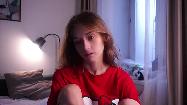 Snapshot of EdlinHargus chatting on October 24, 1:48 am EdlinHargus online show from October 24, 1:48 am