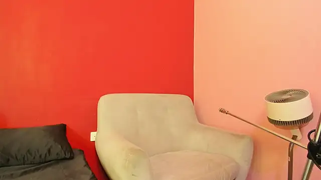 Kate bunny  online show from April 18, 10:28 am