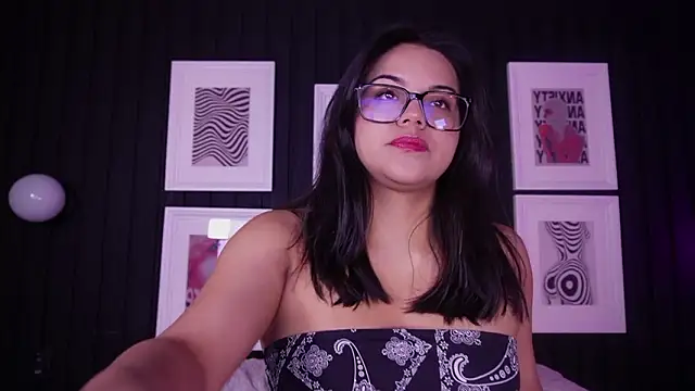 Sophia wilsonn  online show from March 3, 10:55 am