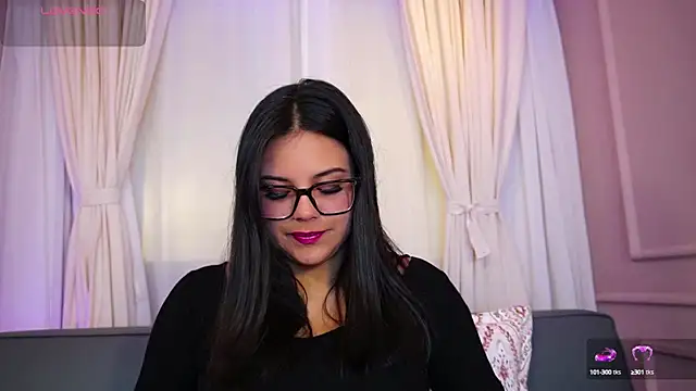 Snapshot of Sophia_wilsonn_ chatting on September 14, 8:26 am Sophia wilsonn online show from September 14, 8:26 am