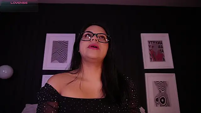 Sophia wilsonn  online show from March 11, 10:31 am