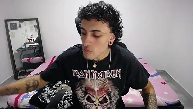 present the magic online show from October 31, 9:06 am