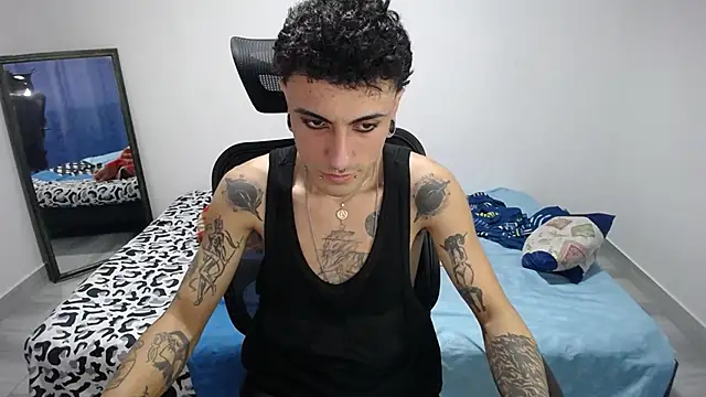 present the magic online show from November 29, 8:20 pm