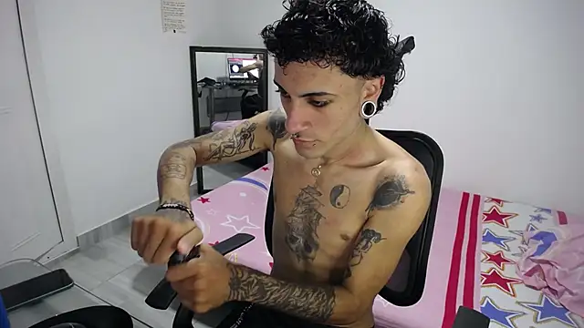 present the magic online show from January 15, 6:33 pm