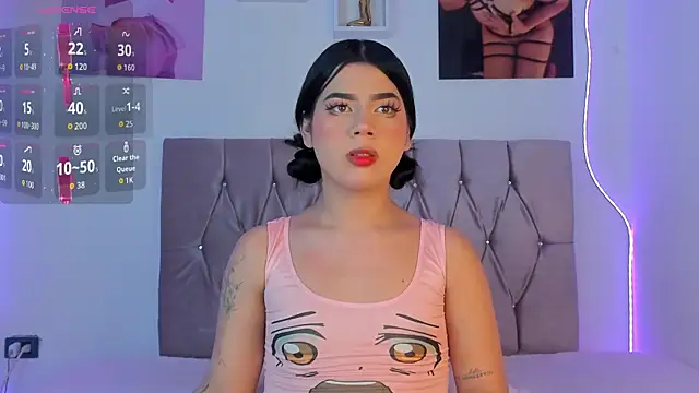 Ashley piinkk  online show from January 8, 9:15 am