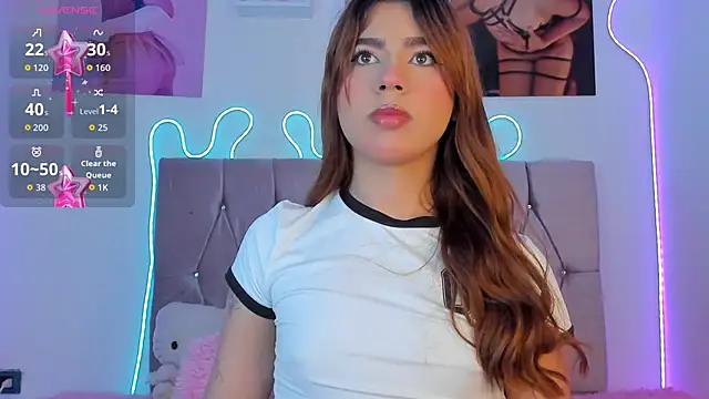 Ashley piinkk  online show from November 3, 11:47 am