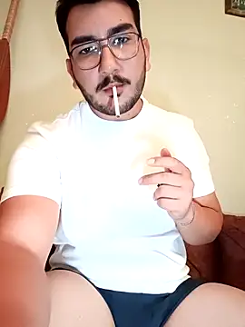Snapshot of SevimliBirisi chatting on September 28, 5:20 pm SevimliBirisi online show from September 28, 5:20 pm