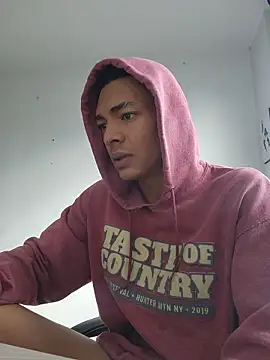 Snapshot of Jhonyblack_1 chatting on April 26, 12:57 pm Jhonyblack 1 online show from April 26, 12:57 pm