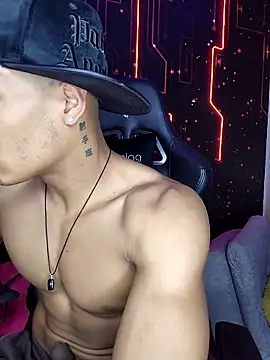 Snapshot of Jhonyblack_1 chatting on October 20, 8:53 pm Jhonyblack 1 online show from October 20, 8:53 pm