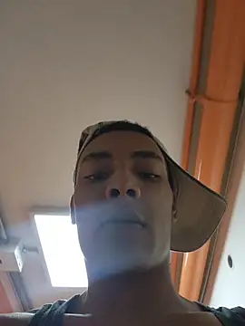 Jhonyblack 1 online show from April 3, 8:48 pm