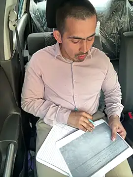 shivani0999 online show from February 11, 3:39 am