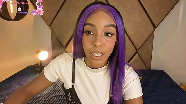 Georgis  online show from October 23, 9:02 pm