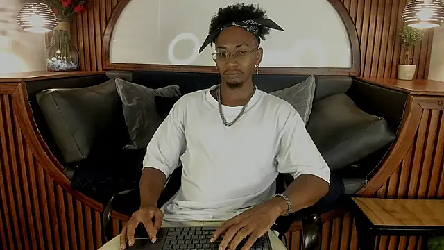 JamalMyst online show from April 17, 7:38 pm