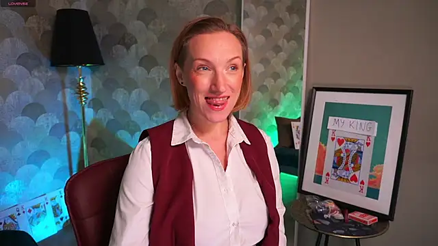 Snapshot of UmaTruewoman chatting on February 8, 5:27 am UmaTruewoman online show from February 8, 5:27 am