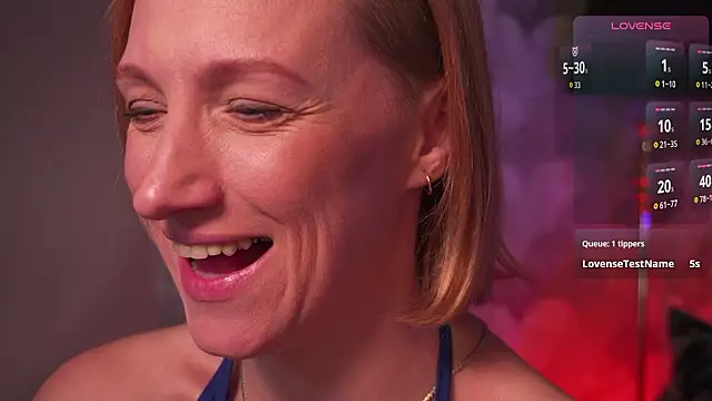 Snapshot of UmaTruewoman chatting on February 3, 6:40 am UmaTruewoman online show from February 3, 6:40 am