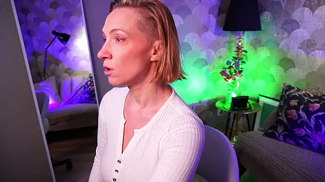 UmaTruewoman online show from March 15, 5:14 am