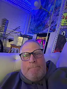 Mimmoromeo1973 online show from April 5, 4:08 am