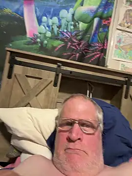 Mimmoromeo1973 online show from April 21, 4:52 am