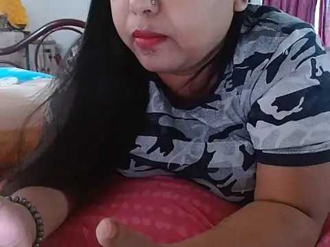 Snapshot of TASHa009 chatting on September 15, 7:42 am TASHa009 online show from September 15, 7:42 am