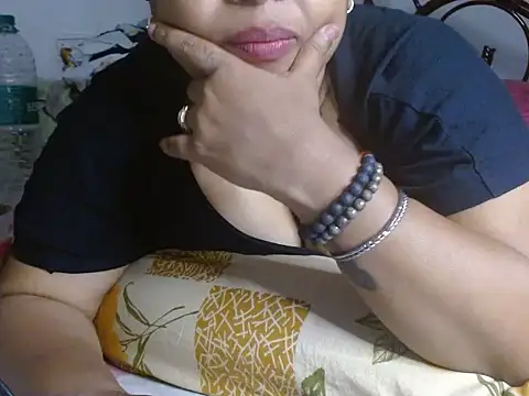 Snapshot of TASHa009 chatting on March 5, 4:35 pm TASHa009 online show from March 5, 4:35 pm