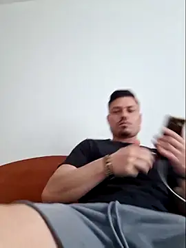 Snapshot of ionut_prince chatting on May 24, 3:23 pm ionut prince online show from May 24, 3:23 pm