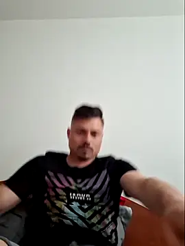 Snapshot of ionut_prince chatting on May 17, 4:07 pm ionut prince online show from May 17, 4:07 pm