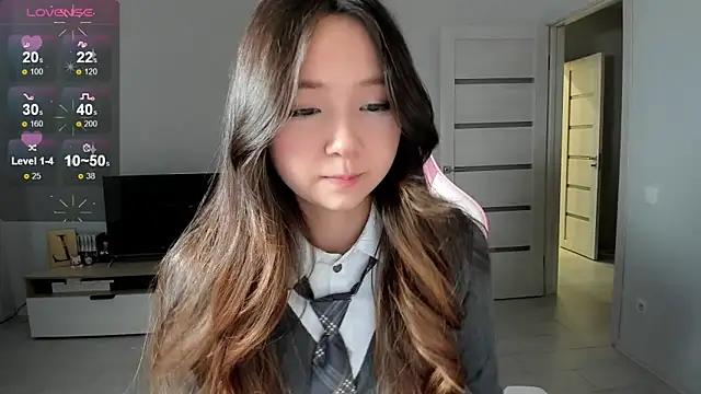 Fluffy Rose online show from February 13, 5:51 am