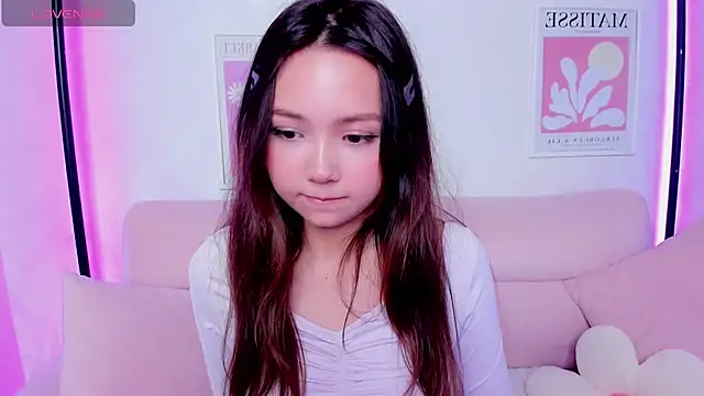 Fluffy Rose online show from September 10, 8:35 am