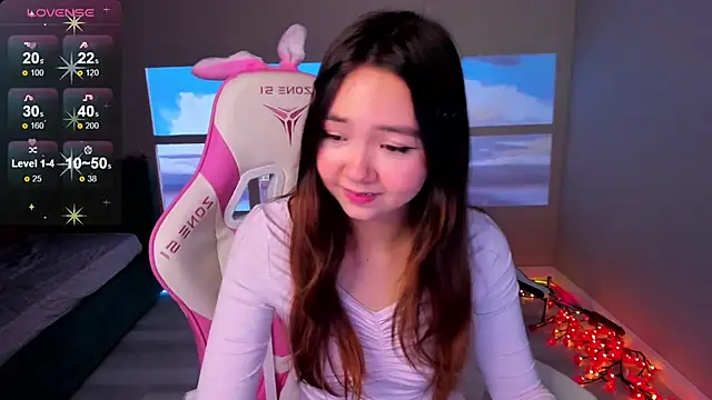 Fluffy Rose online show from November 6, 3:05 pm