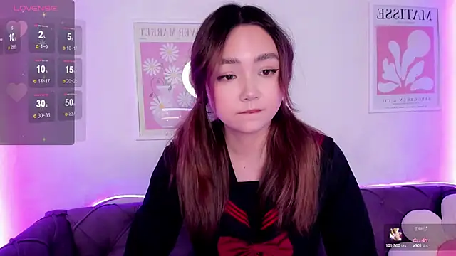 Fluffy Rose online show from March 4, 11:29 am