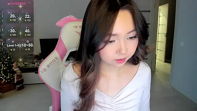 Fluffy Rose online show from December 15, 3:12 am