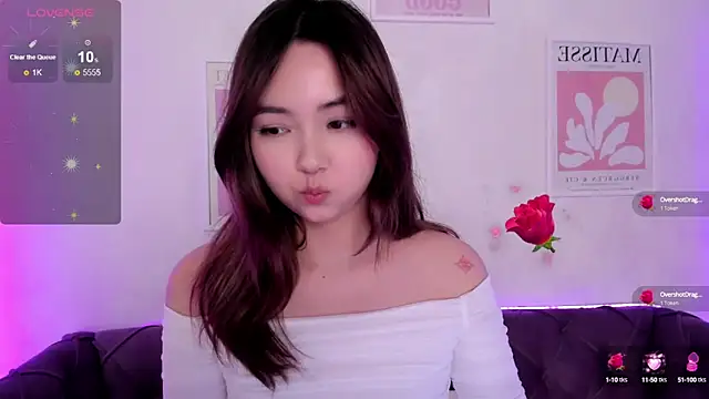 Fluffy Rose online show from February 21, 8:18 am