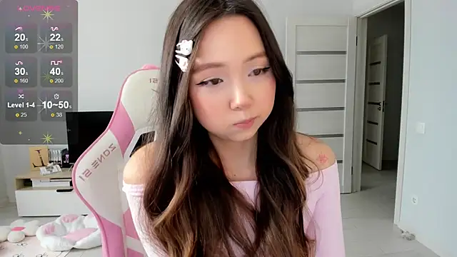 Fluffy Rose online show from March 28, 3:51 am