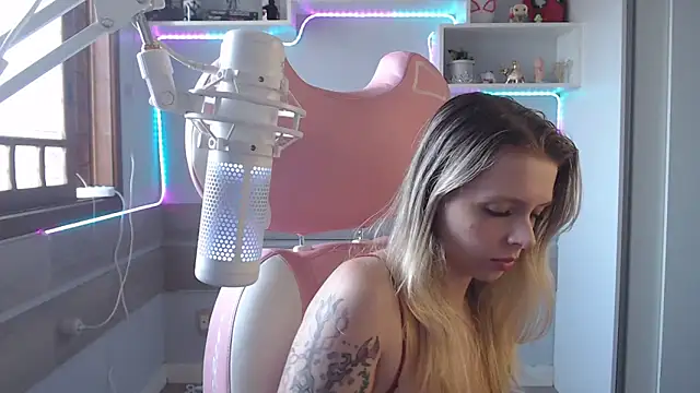 CasalDixon online show from February 27, 10:15 am