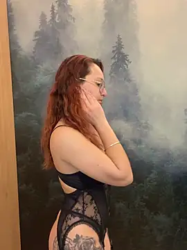 ladoucedu34 online show from March 14, 12:38 am