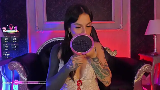 MeganDraco  online show from May 7, 1:14 pm