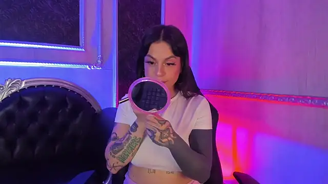 MeganDraco  online show from May 26, 1:09 pm