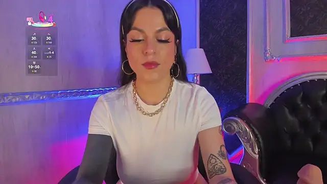 MeganDraco  online show from June 2, 12:49 pm