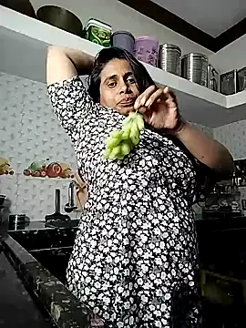 Snapshot of Rasmalai786 chatting on March 5, 7:27 am Rasmalai786 online show from March 5, 7:27 am