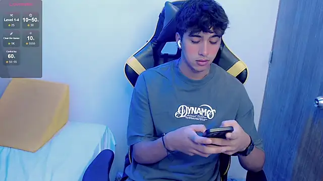 Jake tripp online show from October 4, 3:30 am