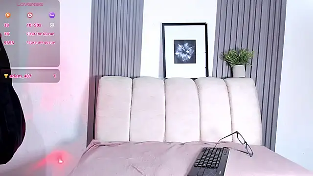 Kayla stern  online show from March 4, 6:48 pm