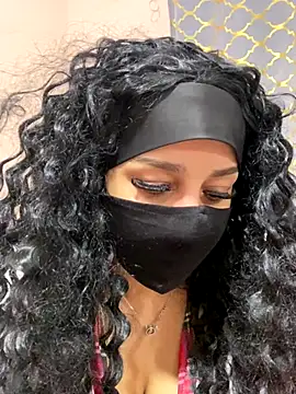 mari layali online show from December 22, 9:37 pm