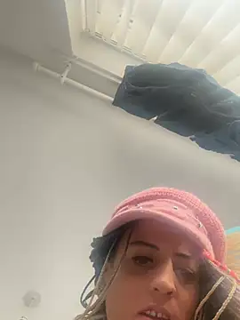 Haleytightlips1986 online show from April 17, 10:29 am